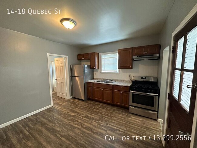 Building Photo - Stunning One Bedroom Apartment Located in ...