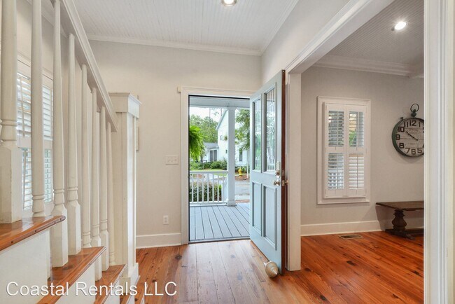 Building Photo - 3 br, 3.5 bath House - 18 Pritchard Street