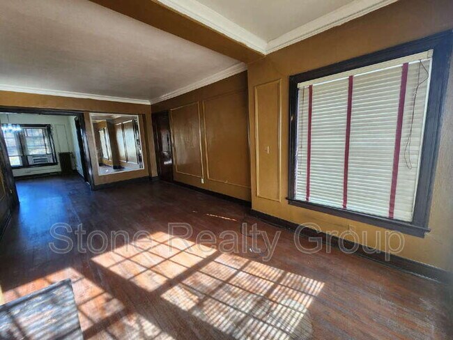 Foto del edificio - 525 S 6th St