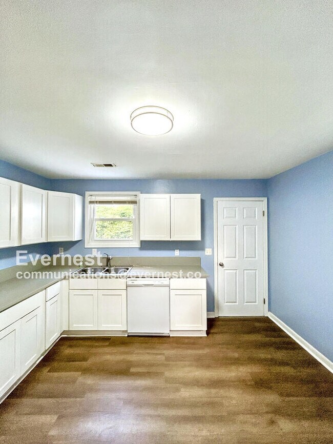 Foto del edificio - 2611 Gravel Hill Rd