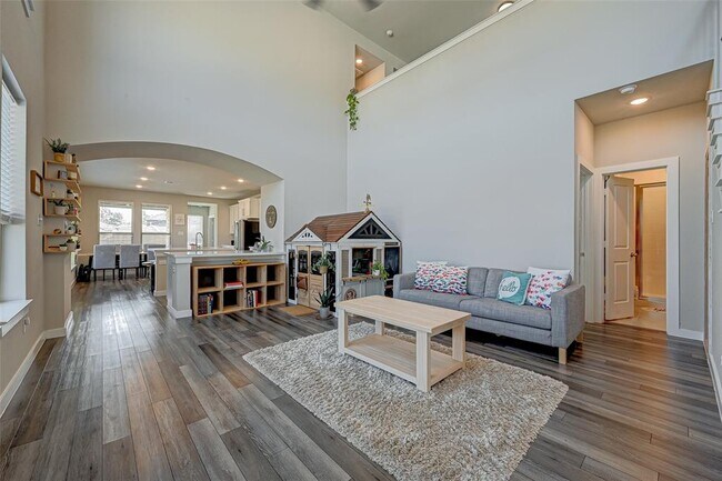 Foto del edificio - 27017 Strake Ln