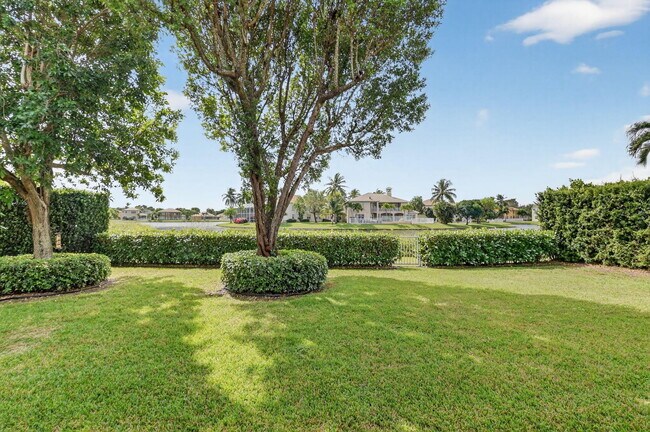 Foto del edificio - 9826 Vía Amati