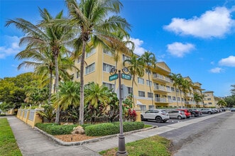 Building Photo - 1515 E Broward Blvd