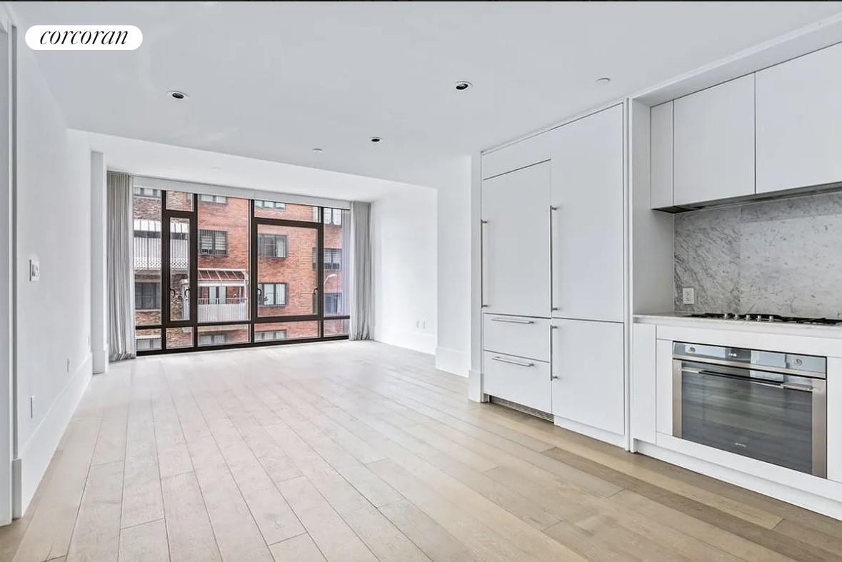 Foto principal - 429 Kent Ave