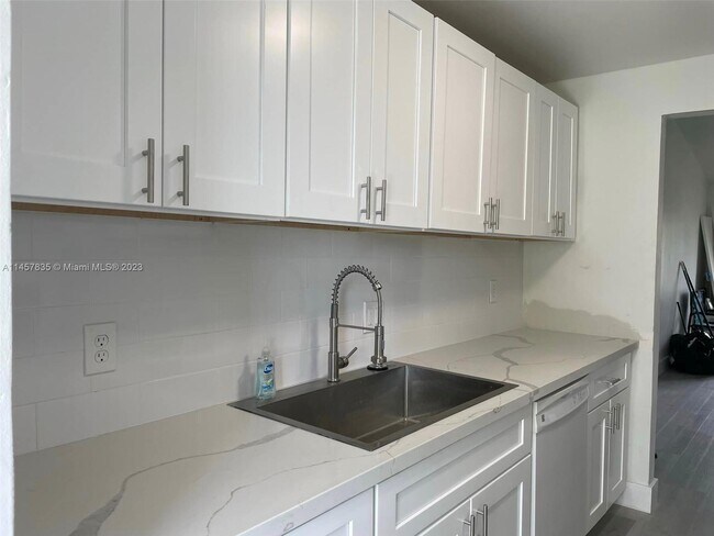 Building Photo - 14129 SW 280th Terrace