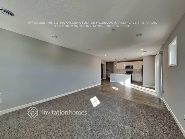 Foto del edificio - 10922 Glacier Ln N