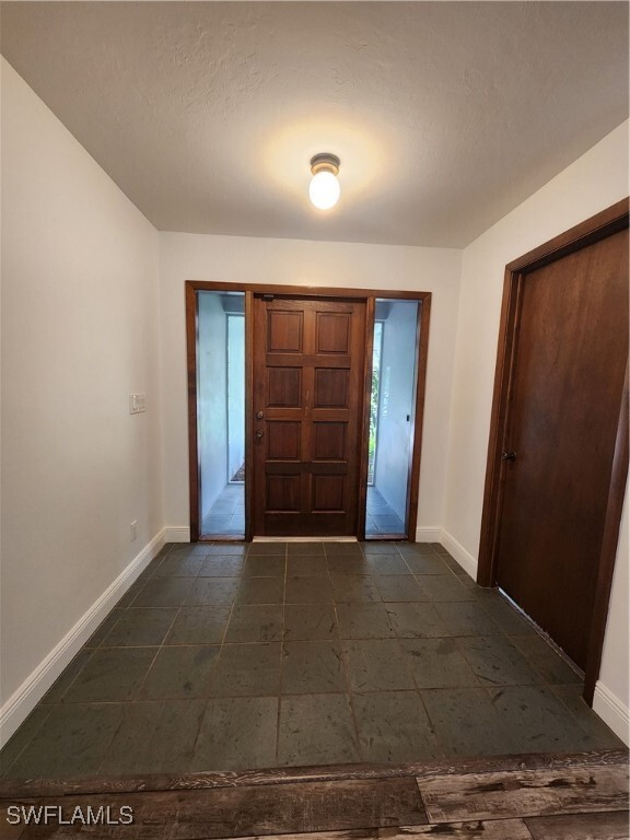 Building Photo - 5930 Spanish Oaks Ln