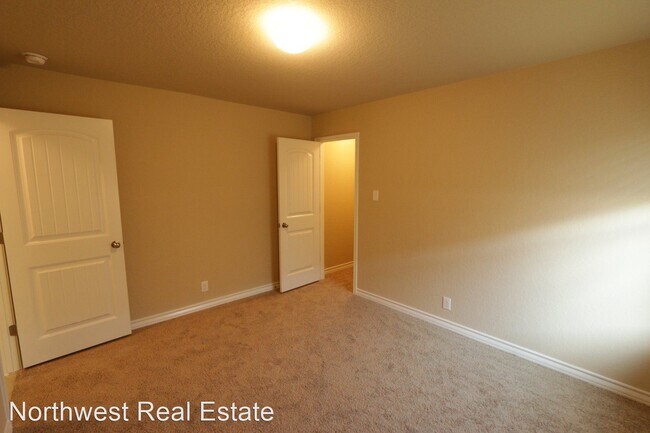 Foto del edificio - 4 br, 2 bath House - 9218 Moon Shine