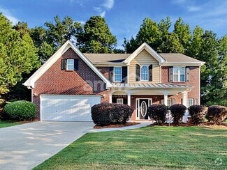 Building Photo - 1990 Turtle Creek Way