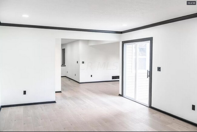 Foto del edificio - 1560 Waterstone Ct