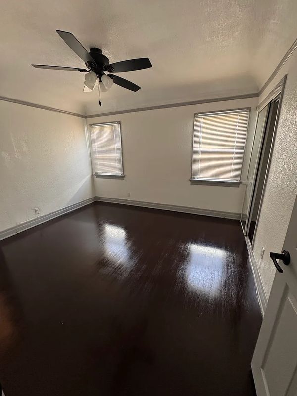 Foto del edificio - 2943 Chesapeake Ave