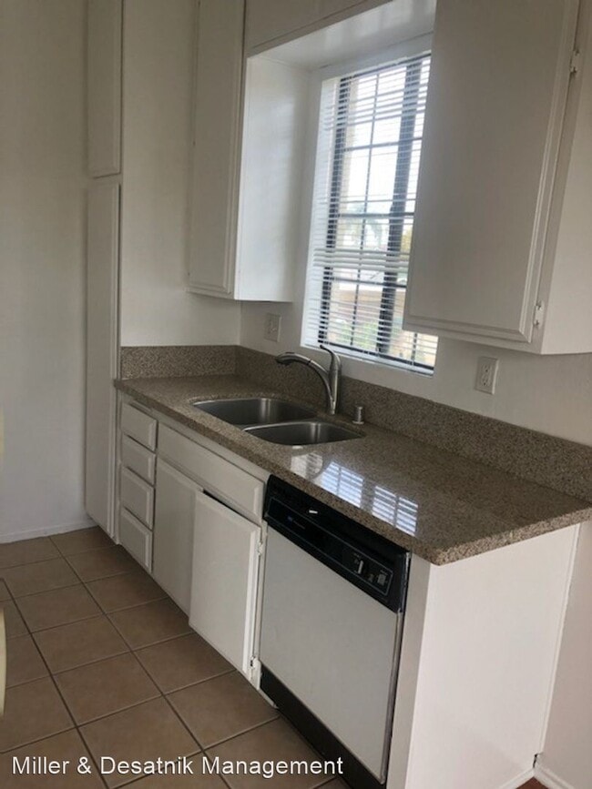 Building Photo - 3855 Inglewood Blvd