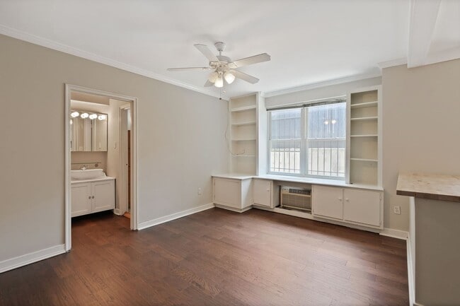 Building Photo - West End/Dupont Efficiency w/ Rooftop, Wal...