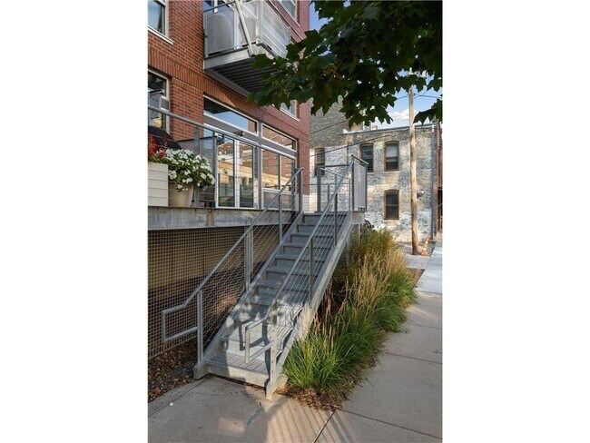 Foto del edificio - 710 N 4th St