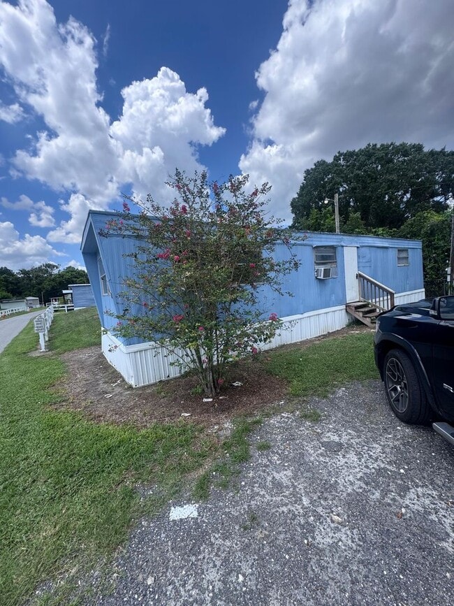 Foto del edificio - 1707 Reynolds Rd