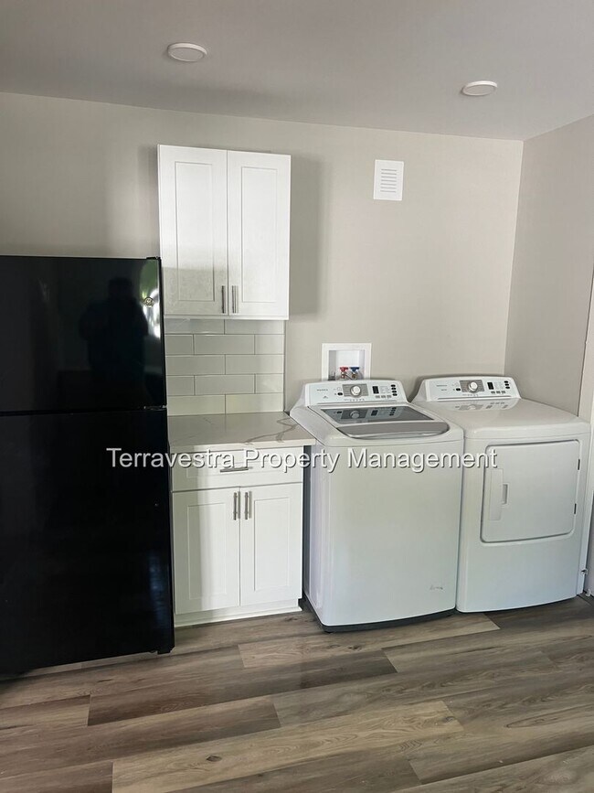 Foto del edificio - 4 Bedroom Single Family in Millville!