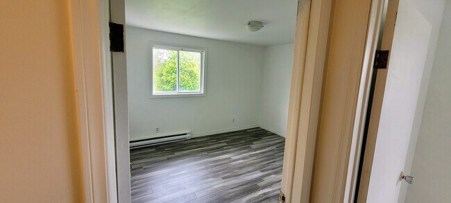 Photo du bâtiment - Comfortable Unit for Rent