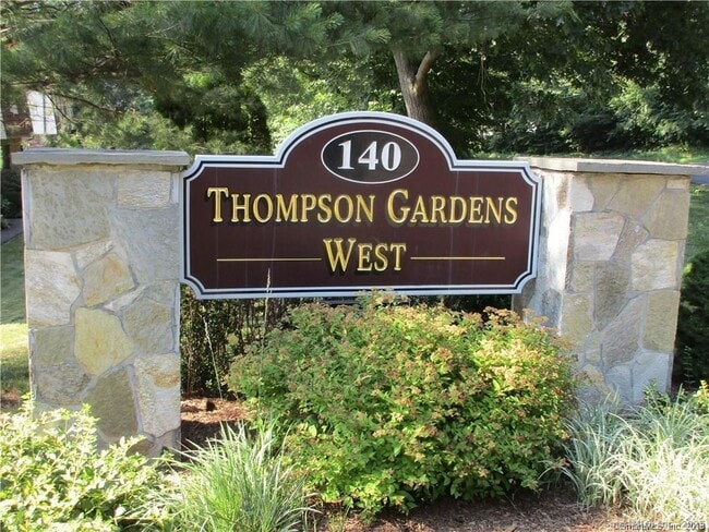 Foto del edificio - 140 Thompson St