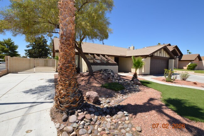 Foto del edificio - 6543 Barbary Cir