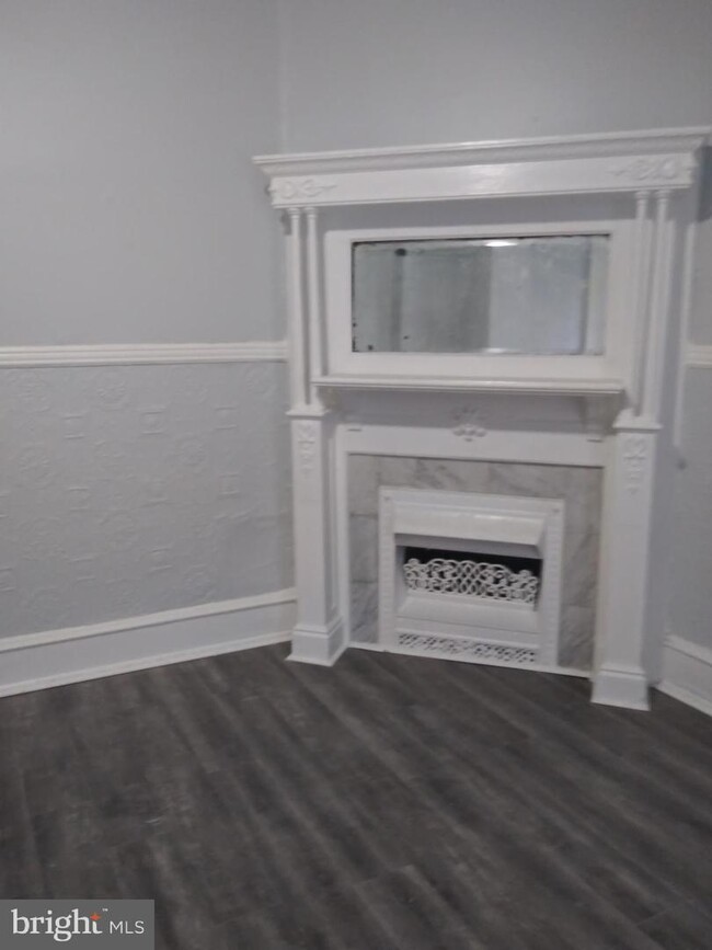 Building Photo - 1317 W Allegheny Ave