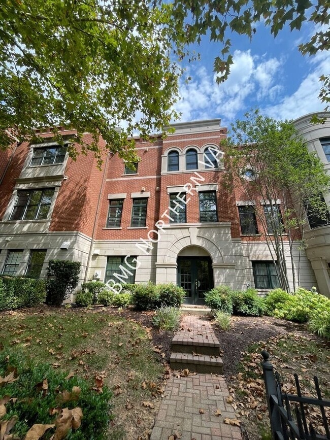 Building Photo - 12198 Chancery Station Cir