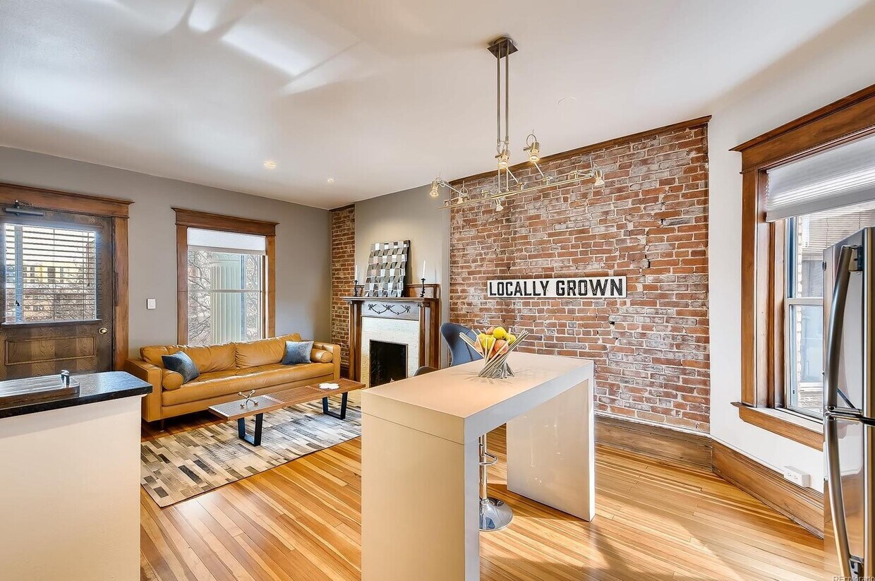 Foto principal - 1210 E Colfax Ave
