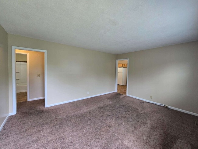 Building Photo - 878 Wedgewood Ct