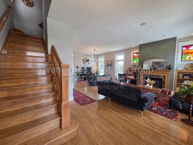 Foto del edificio - 3948 Blaine Ave