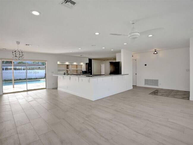 Foto del edificio - Southwest 8th Terrace, Boca Raton, FL 3348...