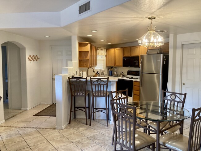 Foto del edificio - 10410 N Cave Creek Rd