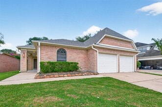 Building Photo - 4132 Deerfield Village Dr