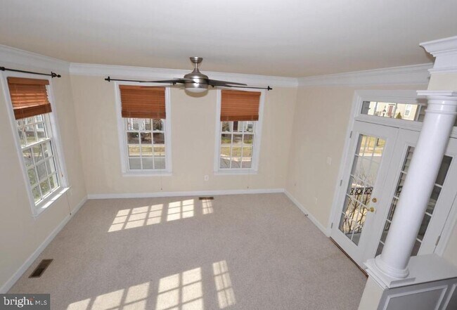 Building Photo - 10617 Bristow Station Dr