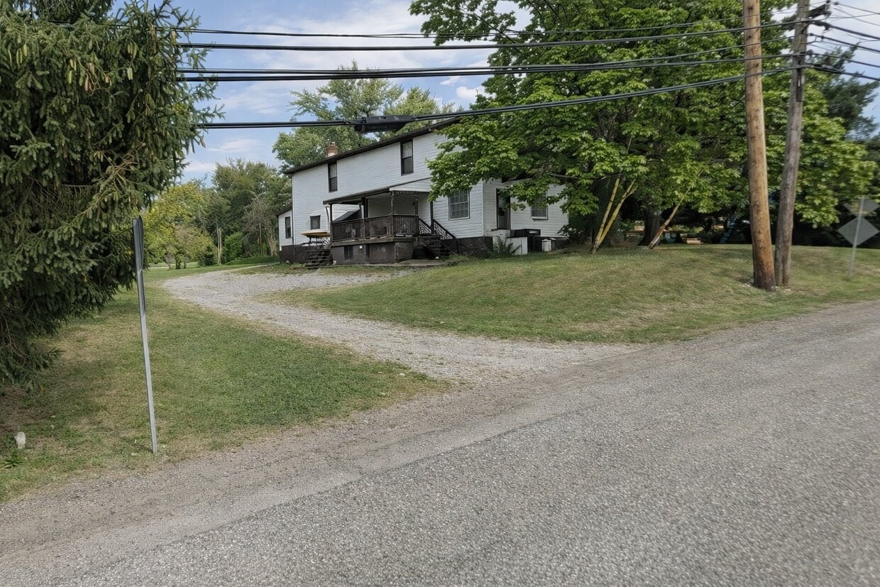 Building Photo - 501 Beatty Rd