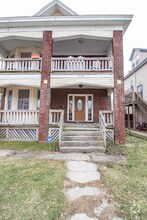Building Photo - 3309 W 8th St