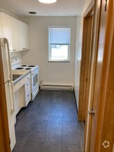 Building Photo - 408 6th St SW