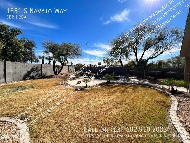 Building Photo - 1851 S Navajo Way