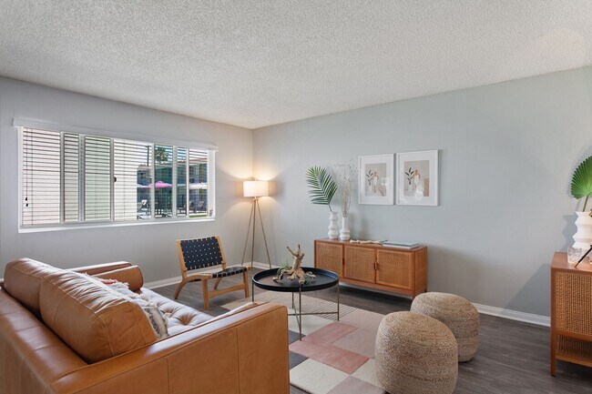 Interior Photo - The Circle Apartments at Long Beach