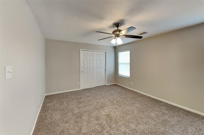 Foto del edificio - 18522 Grove Brook Ln