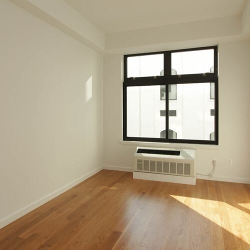 Building Photo - 618 Bushwick Ave