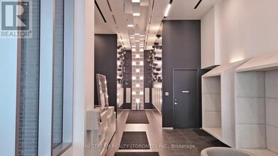 Building Photo - 195 Redpath Ave