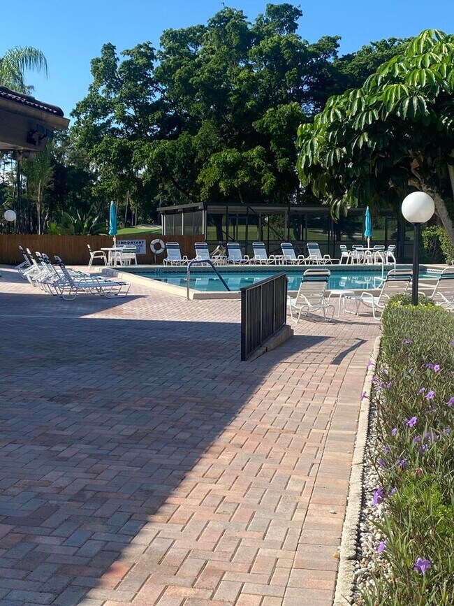 Foto del edificio - 21650 Juego Cir