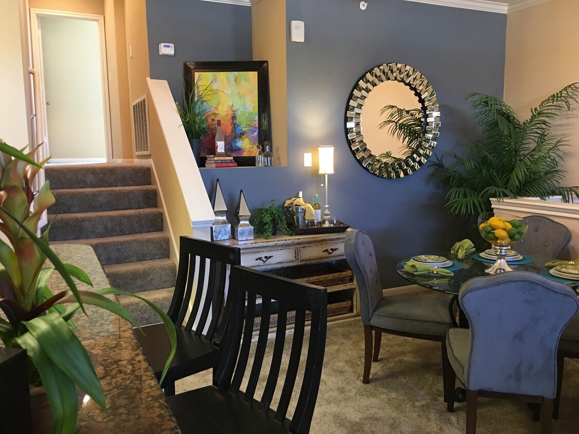 The Abbey at Stone Oak Rentals in San Antonio at 20659 Stone Oak Pky