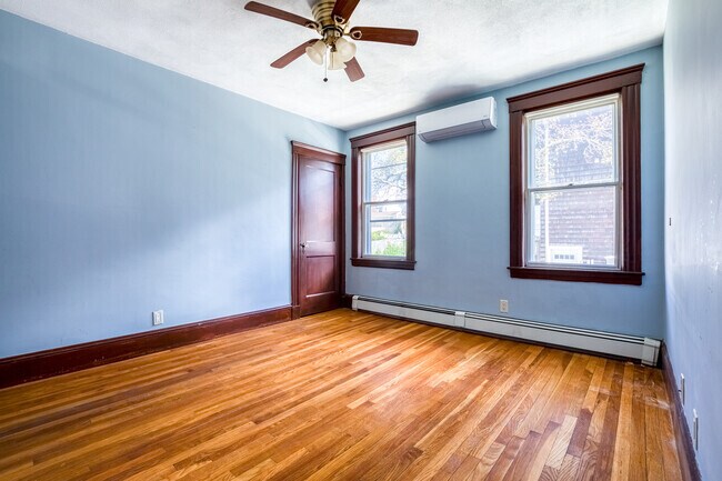 bedroom-1 - 336 Riverside Ave