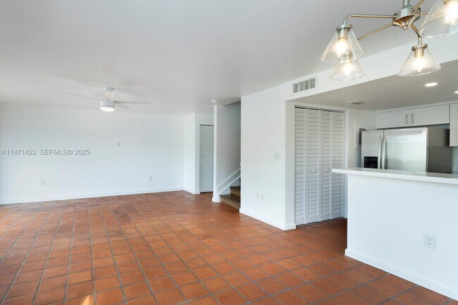 Foto del edificio - 6855 SW 45th Ln