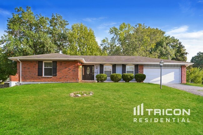 Building Photo - 12028 Vivacite Dr