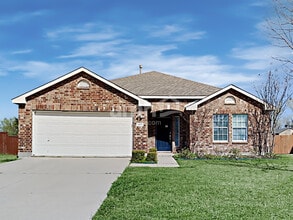 Building Photo - 1415 Spinnaker Way