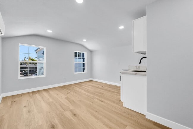 Building Photo - Newly Renovated Studio Home in the Heart of Downtown Fullerton with New Roof