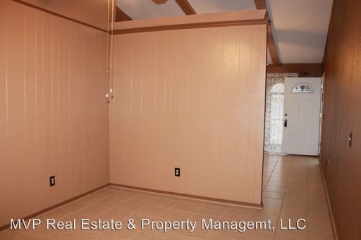 Foto del edificio - 4604 Meadowpark Dr