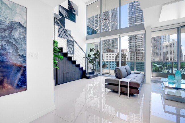 living space - 200 Biscayne Boulevard Way