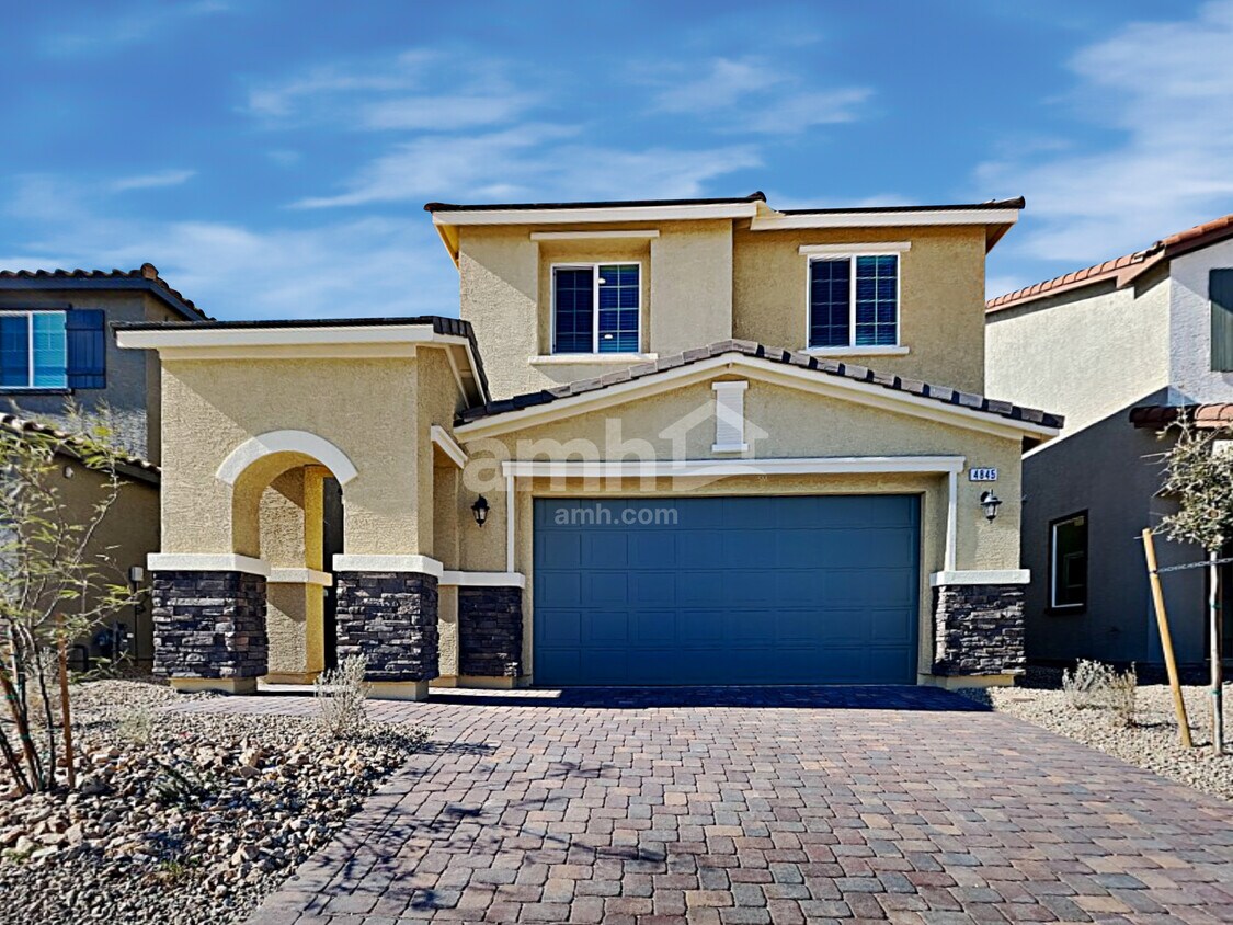Foto principal - 4845 Colossal Star St